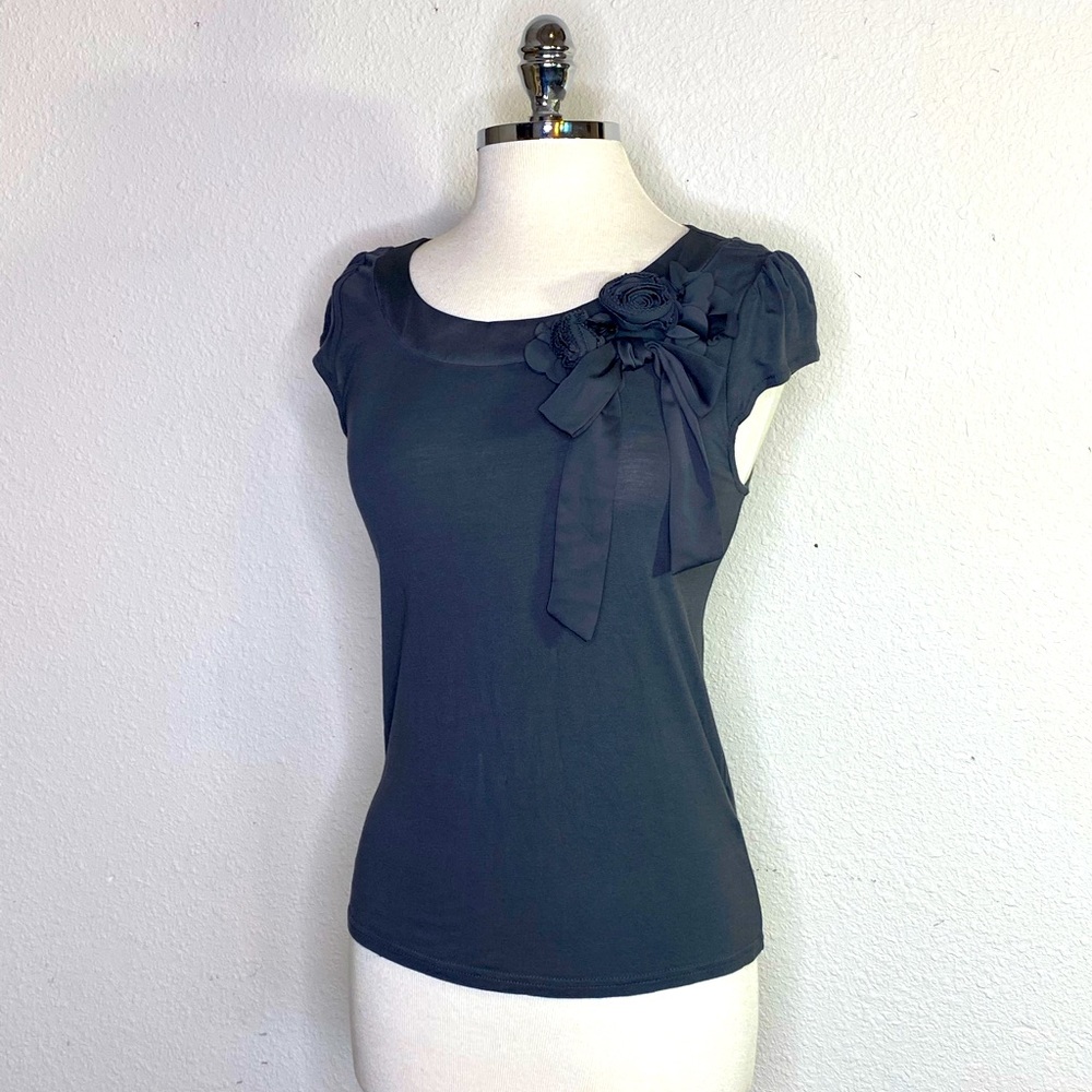 Grey H&M cap sleeve top